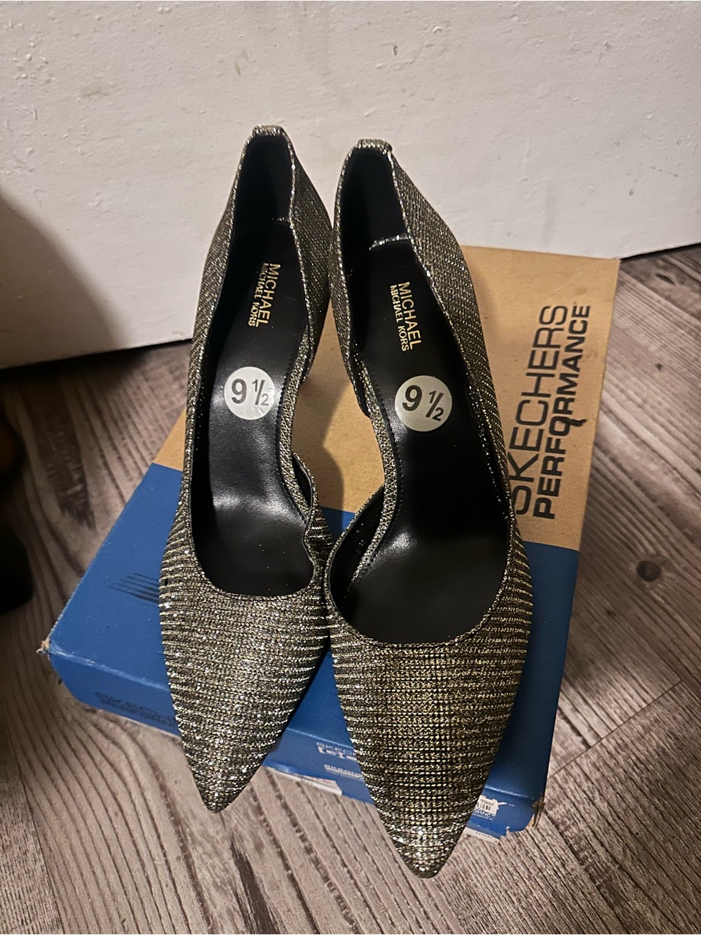 Michael Kors Metallic Gold Pointed Toe Pumps
